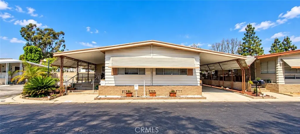 Manufactured In Park for sale at 6741 Lincoln Avenue 30, Buena Park, CA featuring 2 beds and 2 baths