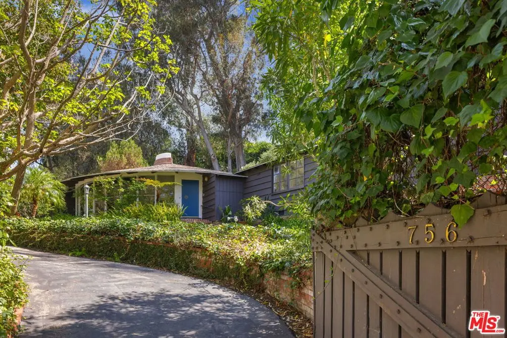 756 Kingman Avenue, Santa Monica, CA — listing photo 1