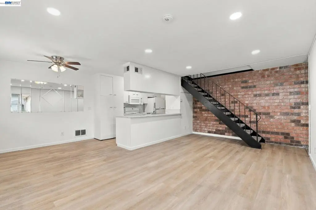 Condominium for sale at 2201 Partridge Way 2, Union City, CA featuring 2 beds and 1 bath