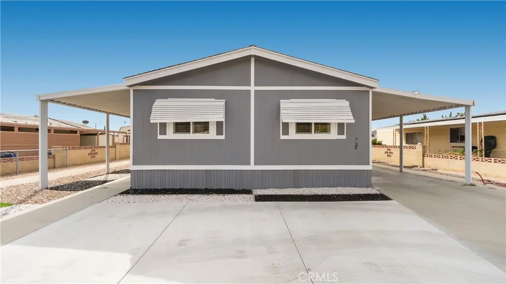 228 N La Paloma Avenue, San Jacinto, CA — listing photo 1