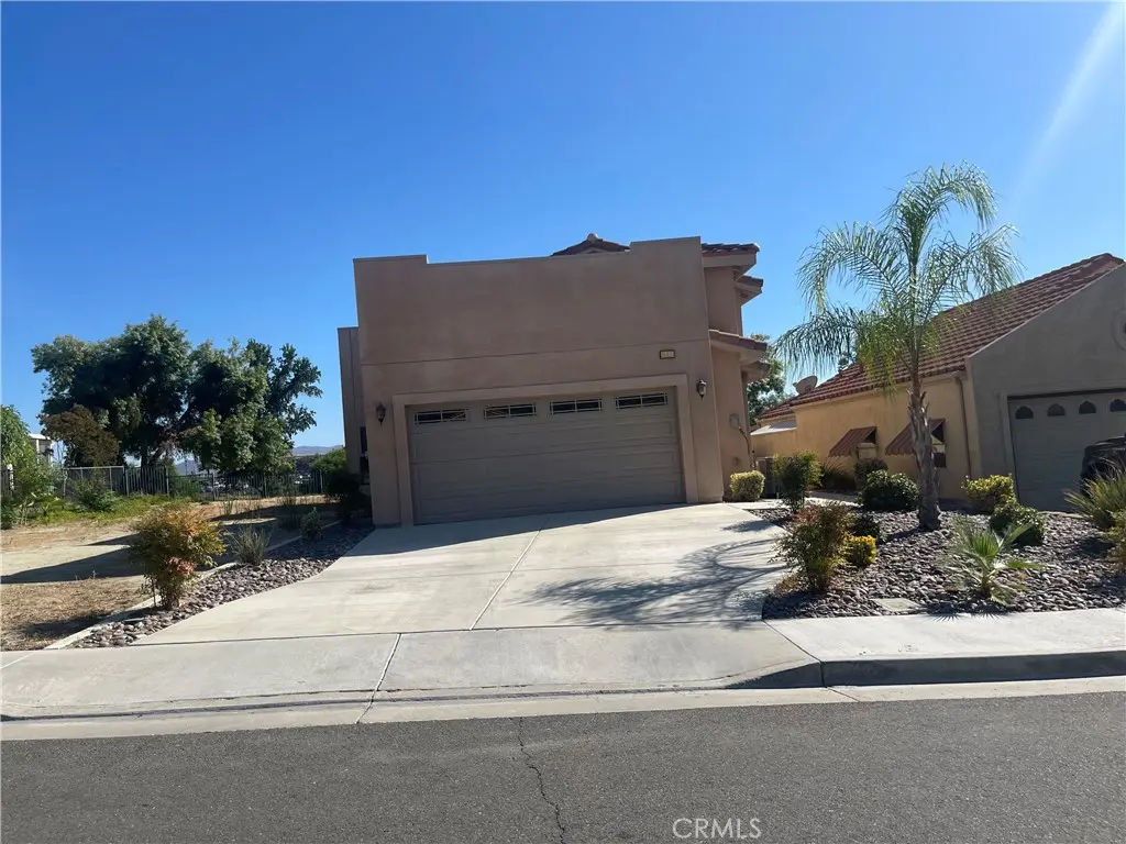 1774 Carrera Drive, San Jacinto, CA — listing photo 1