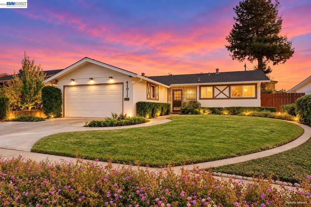 Single Family Residence for sale at 41911 Paseo Padre Pkwy, Fremont, CA featuring 3 beds and 2 baths