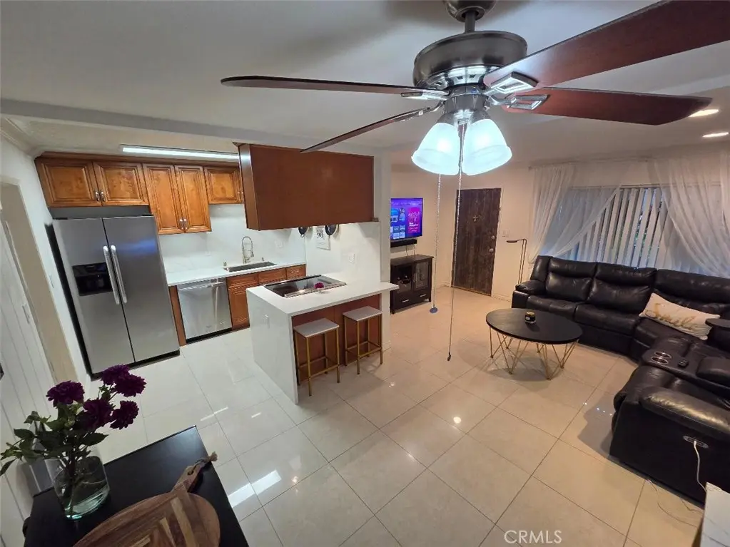 1010 W Macarthur Boulevard 77, Santa Ana, CA — listing photo 1
