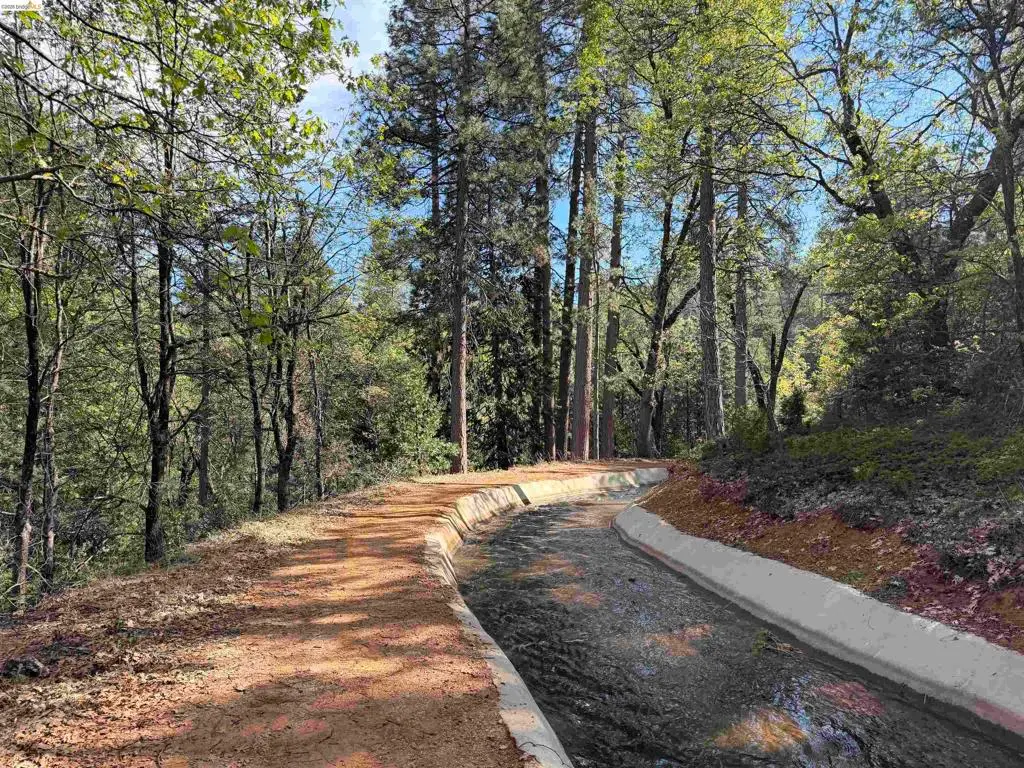 Single Family Residence for sale at 15780 Old Oak Ranch Rd, Sonora, CA featuring 1 bed and 1 bath