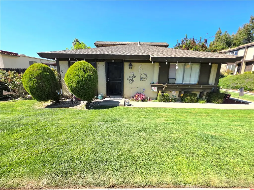1011 Cotter Avenue 12A, Duarte, CA — listing photo 1