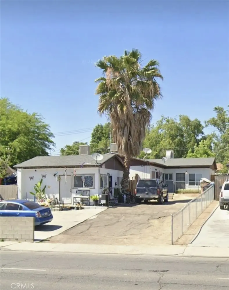 2512 Niles, Bakersfield, CA — listing photo 1