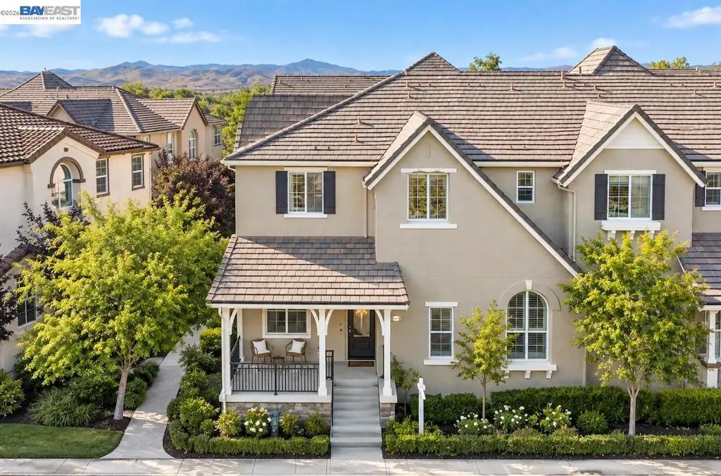 Condominium for sale at 6259 Byron Ln, San Ramon, CA featuring 4 beds and 3 baths