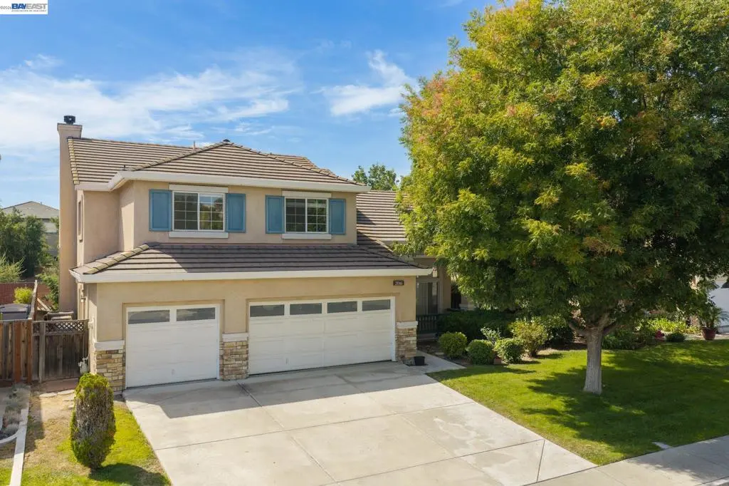 2016 Asilomar Dr, Antioch, CA — listing photo 1