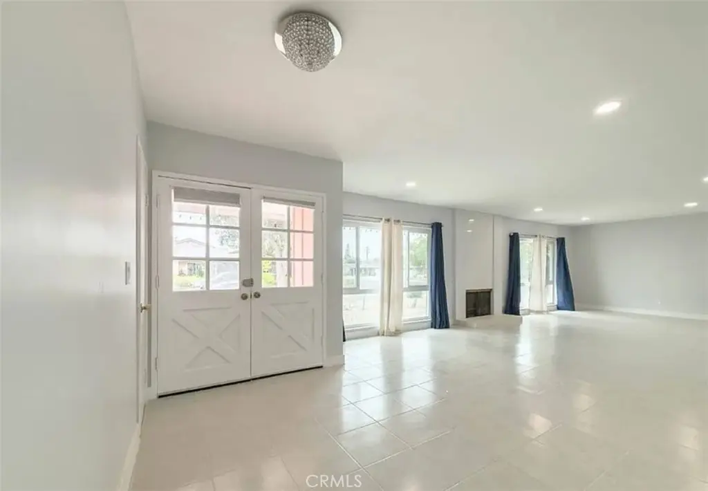 1305 Feather, Thousand Oaks, CA — listing photo 1