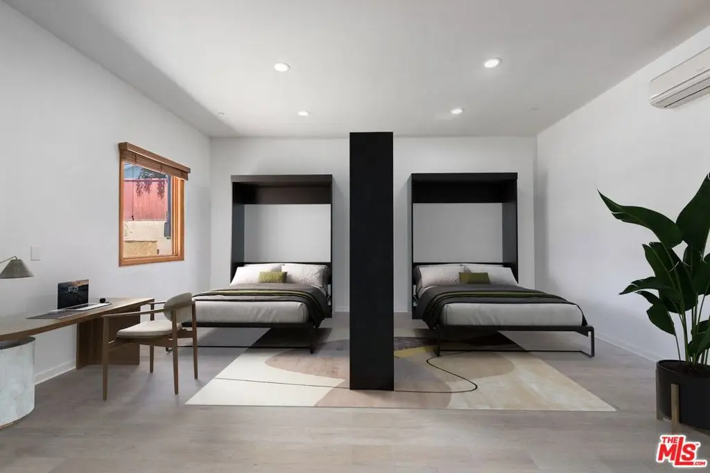 Single Family Residence for rent at 6438 W 87th Place, Los Angeles, CA featuring 1 bed and 1 bath