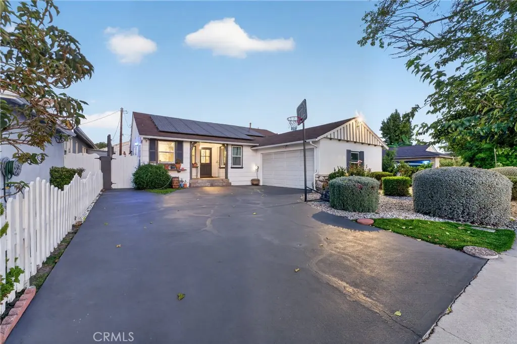 7350 Donna, Reseda, CA — listing photo 1