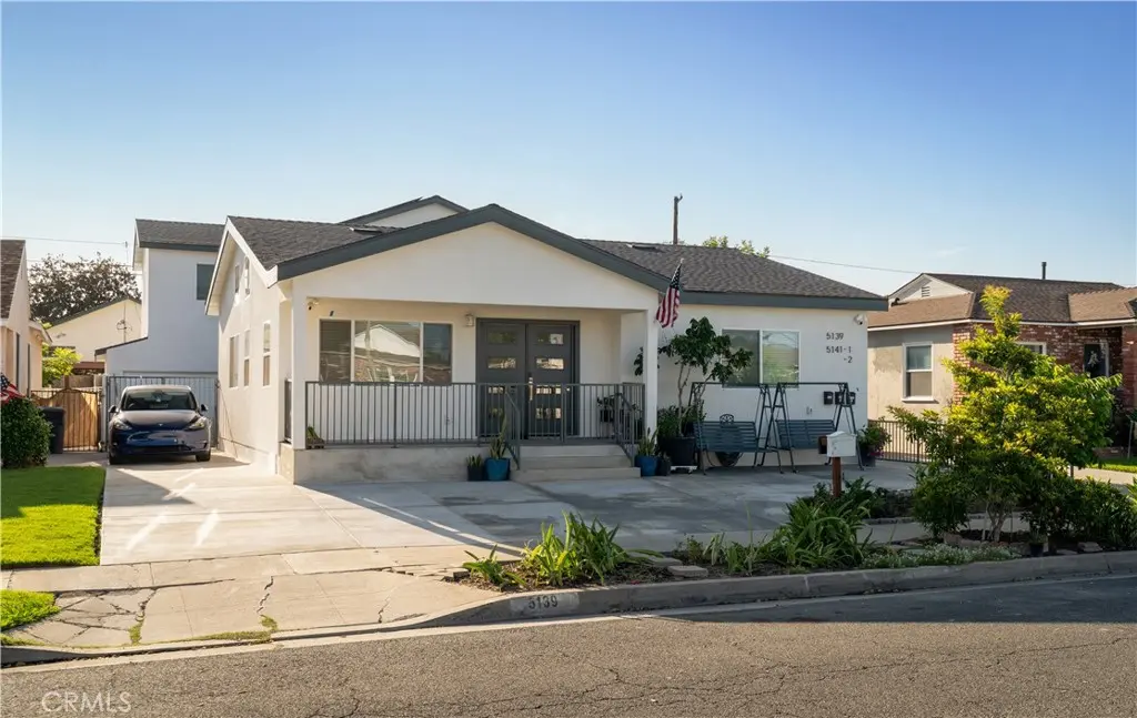 Triplex for sale at 5139 Barlin, Lakewood, CA featuring 8 beds and 6 baths