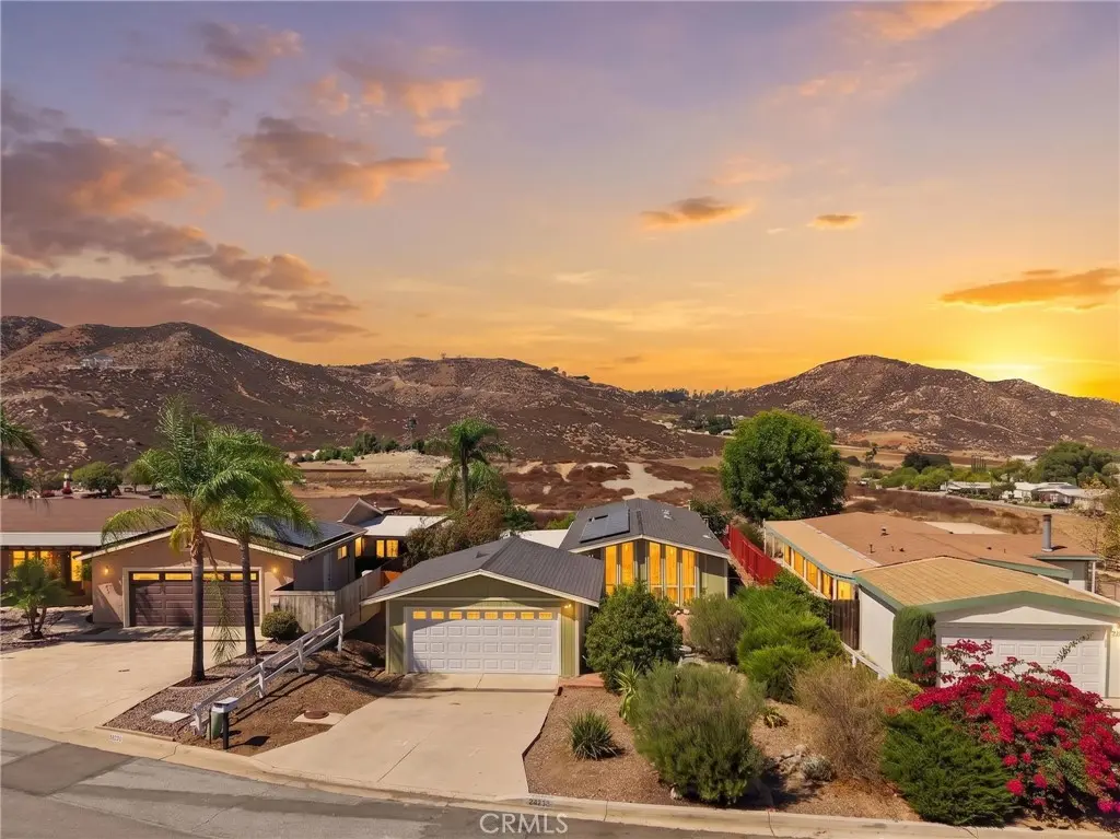 24388 Wagon Wheel, Wildomar, CA — listing photo 1