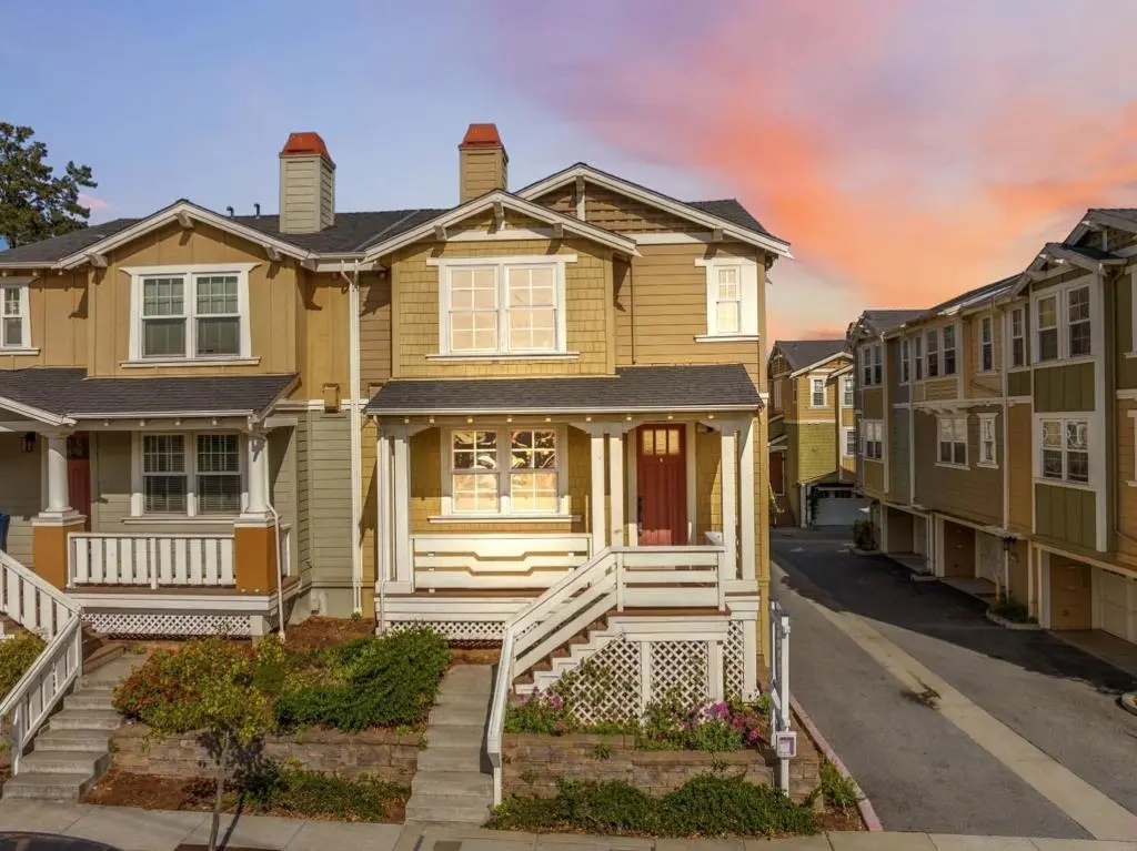 Townhouse for sale at 252 Cardiff Place, Santa Cruz, CA featuring 3 beds and 3 baths