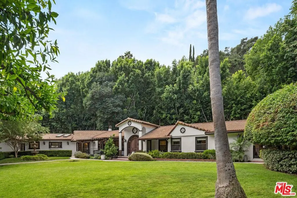 4145 Sunswept Drive, Studio City, CA — listing photo 1
