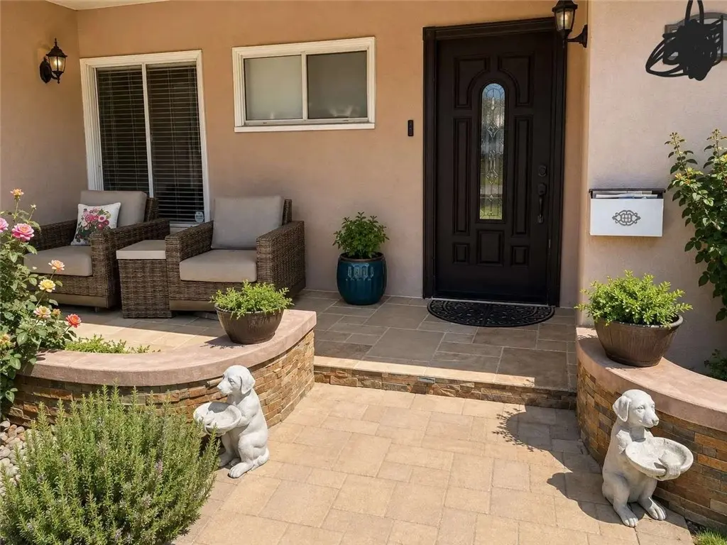 6600 Callicott Avenue, West Hills, CA — listing photo 1