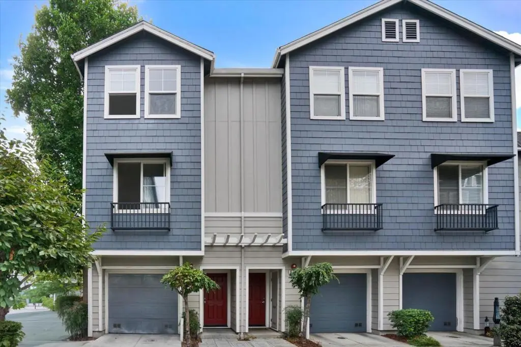 Townhouse for sale at 692 Mesa Circle, Hayward, CA featuring 3 beds and 3 baths
