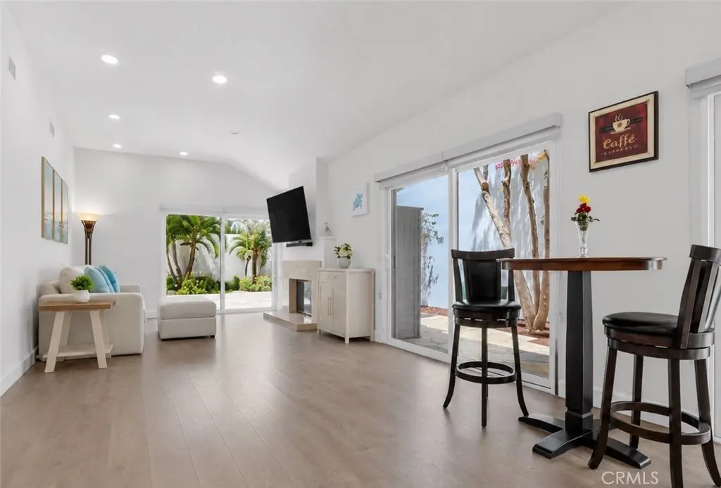 45 Shearwater Place, Newport Beach, CA — listing photo 1