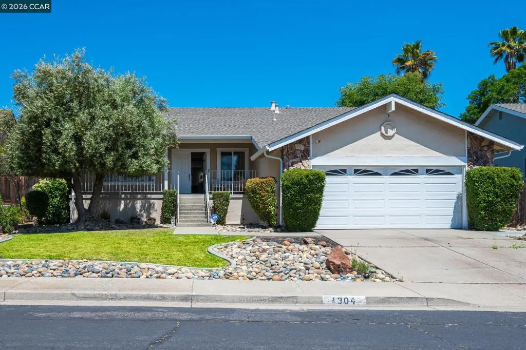 1304 Saddlehill Ln, Concord, CA — listing photo 1