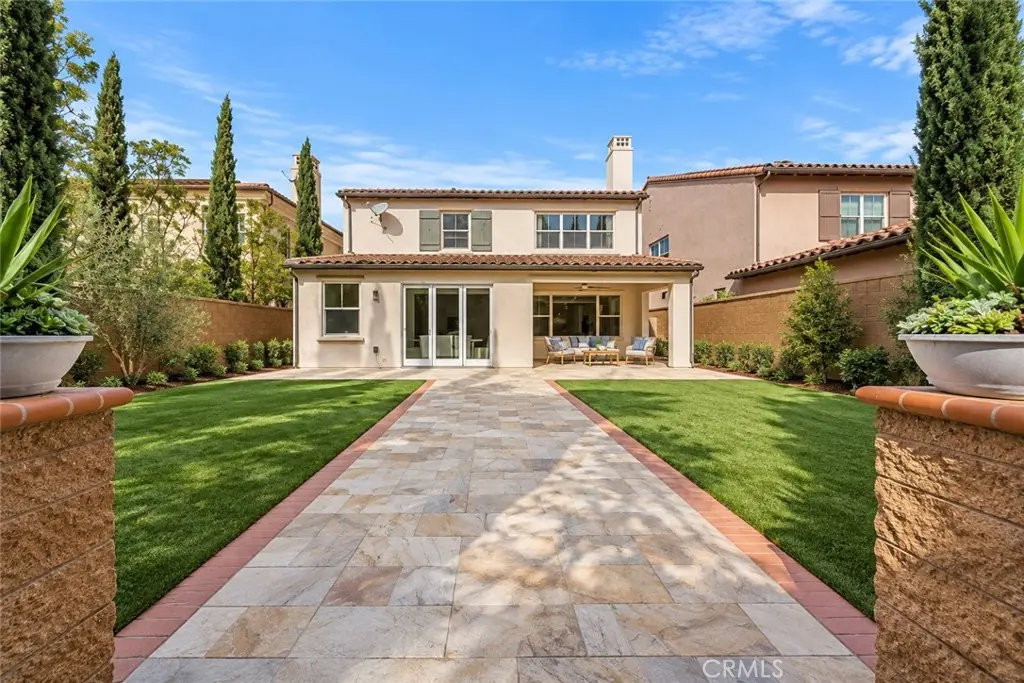 Single Family Residence for rent at 34 Mapleton, Irvine, CA featuring 4 beds and 4 baths