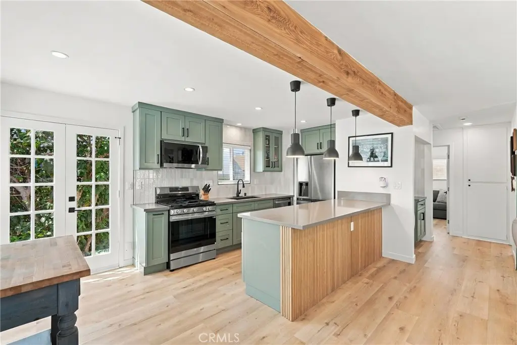 411 E Franklin, El Segundo, CA — listing photo 1