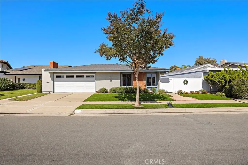 Single Family Residence for rent at 5381 Kenosha Lane, Irvine, CA featuring 4 beds and 3 baths