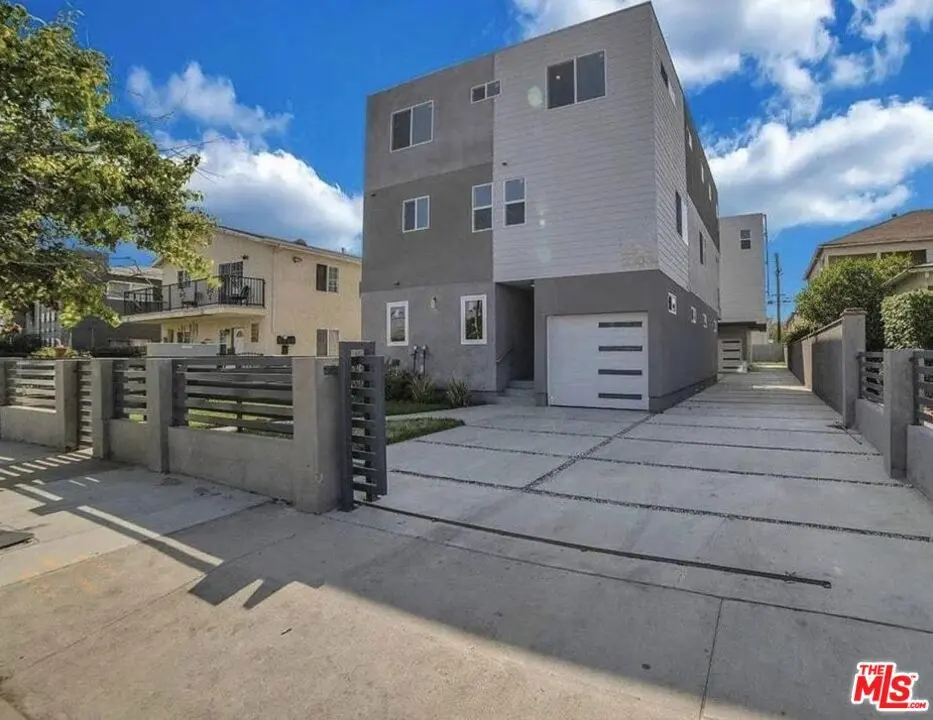 2303 1/2 Hauser Boulevard, Los Angeles, CA — listing photo 1