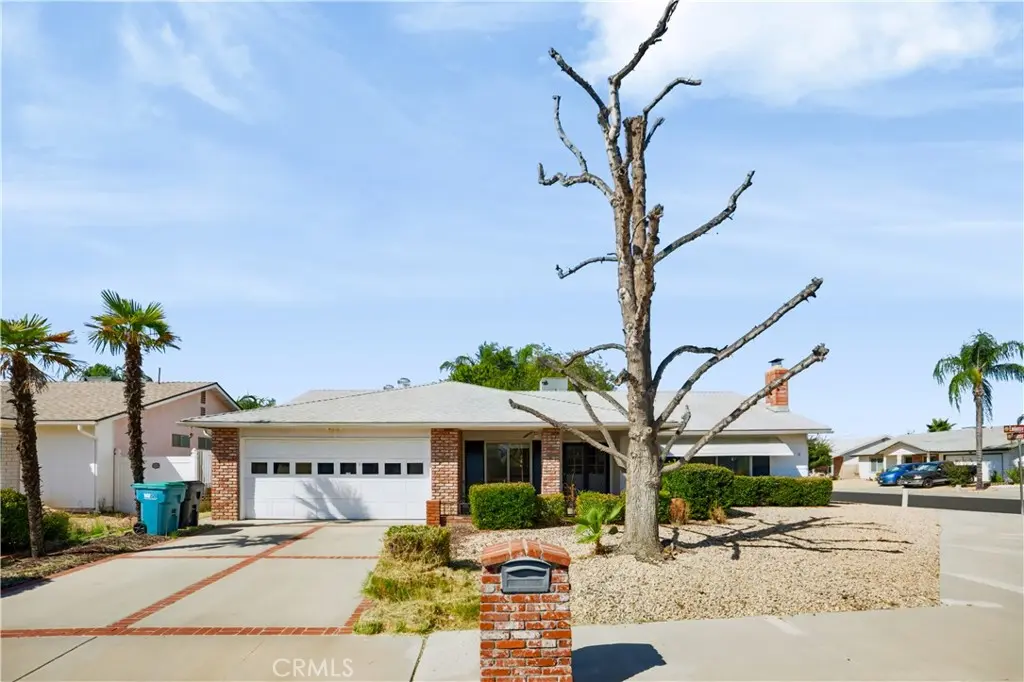 27383 Embassy, Sun City, CA — listing photo 1