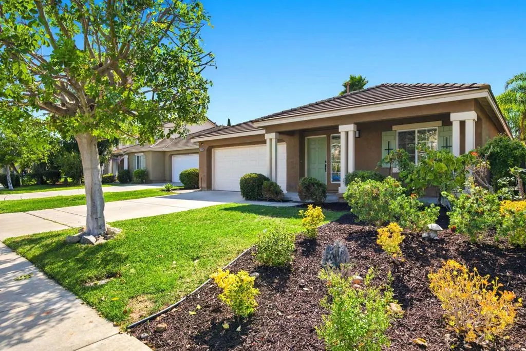 1009 Longfellow Court, Oceanside, CA — listing photo 1