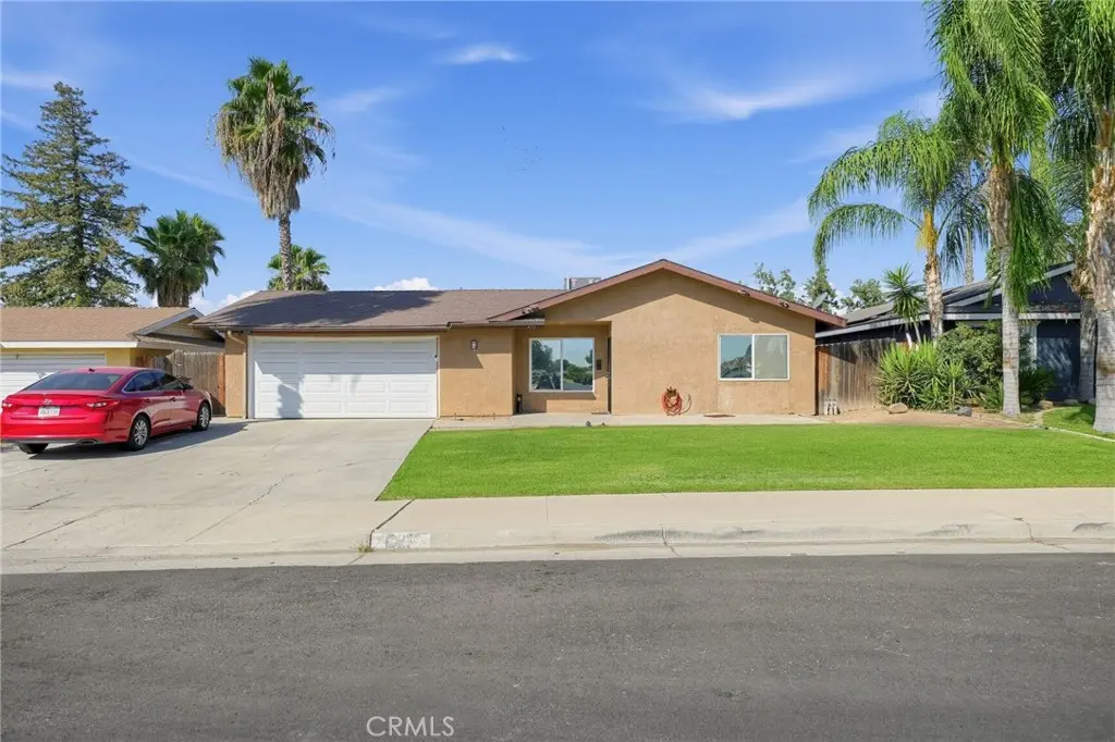 4501 Highland Hills, Bakersfield, CA — listing photo 1