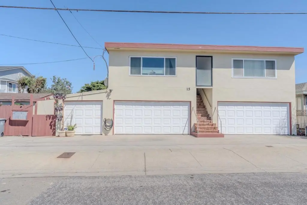 Apartment for rent at 15 Santa Maria Avenue 3, Pacifica, CA featuring 1 bed and 1 bath