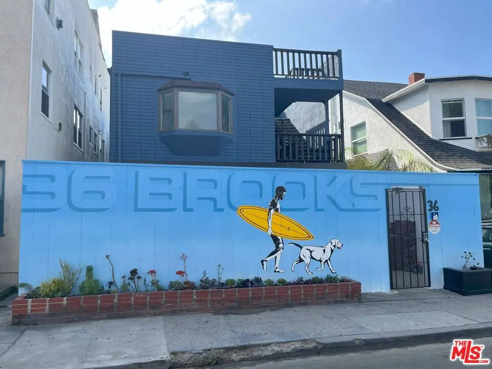 36 Brooks Avenue D, Venice, CA — listing photo 1