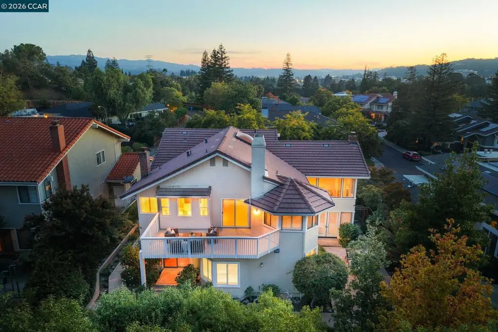 Single Family Residence for sale at 1154 Calder Ln, Walnut Creek, CA featuring 5 beds and 4 baths