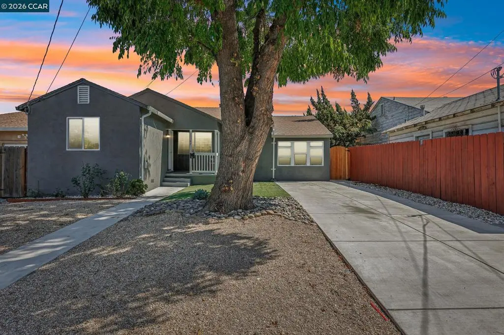 68 Madoline St, Pittsburg, CA — listing photo 1