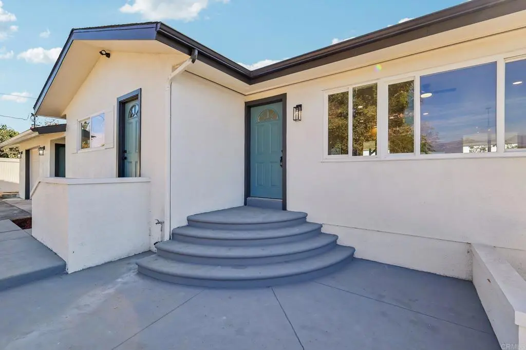 1477 Montgomery Drive, Vista, CA — listing photo 1