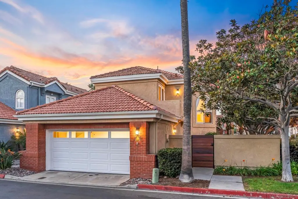 Single Family Residence for sale at 38 Mardi Gras, Coronado, CA featuring 3 beds and 3 baths
