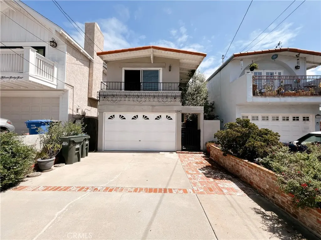 1542 Steinhart, Redondo Beach, CA — listing photo 1