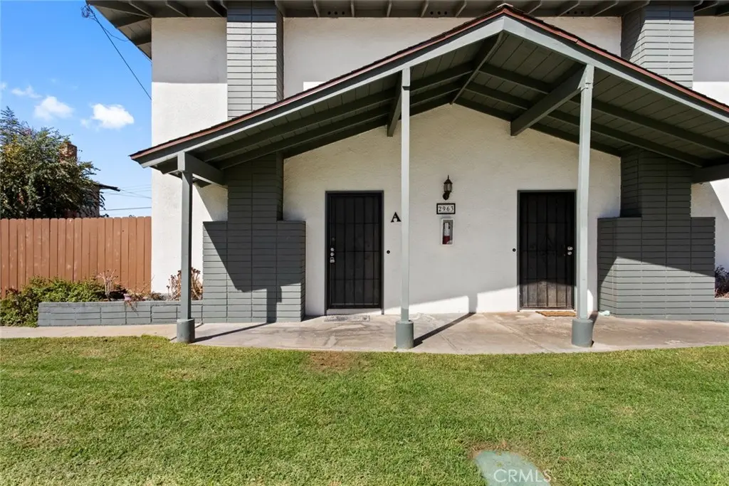 Residential Lease for rent at 2963 Elgin Drive A, Riverside, Riverside County, CA featuring 2 beds and 2 baths