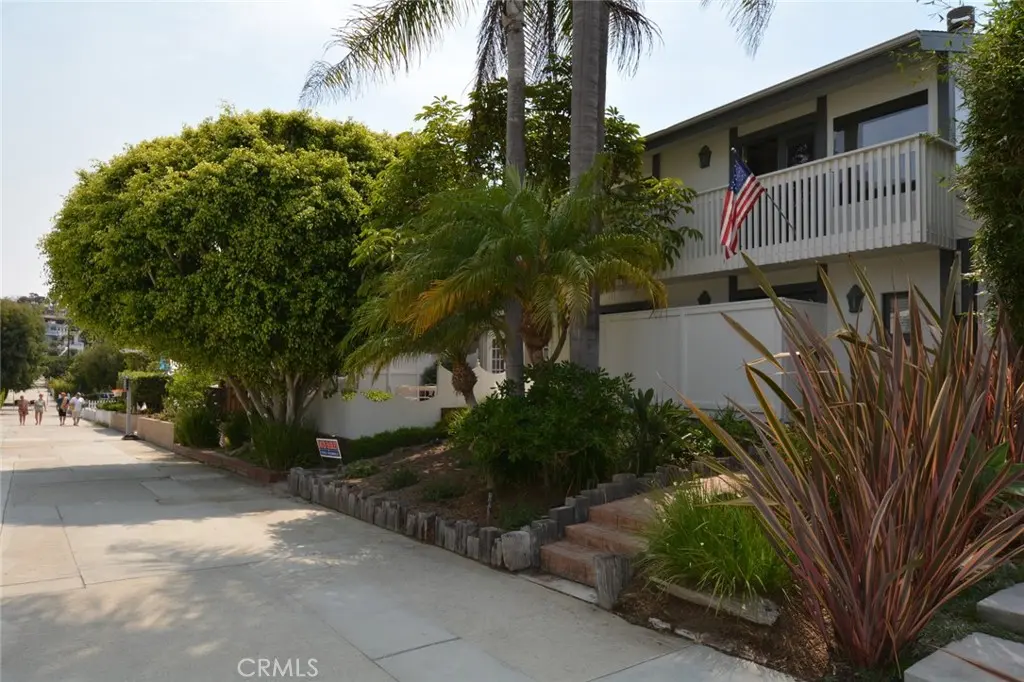 408 6th, Manhattan Beach, CA — listing photo 1