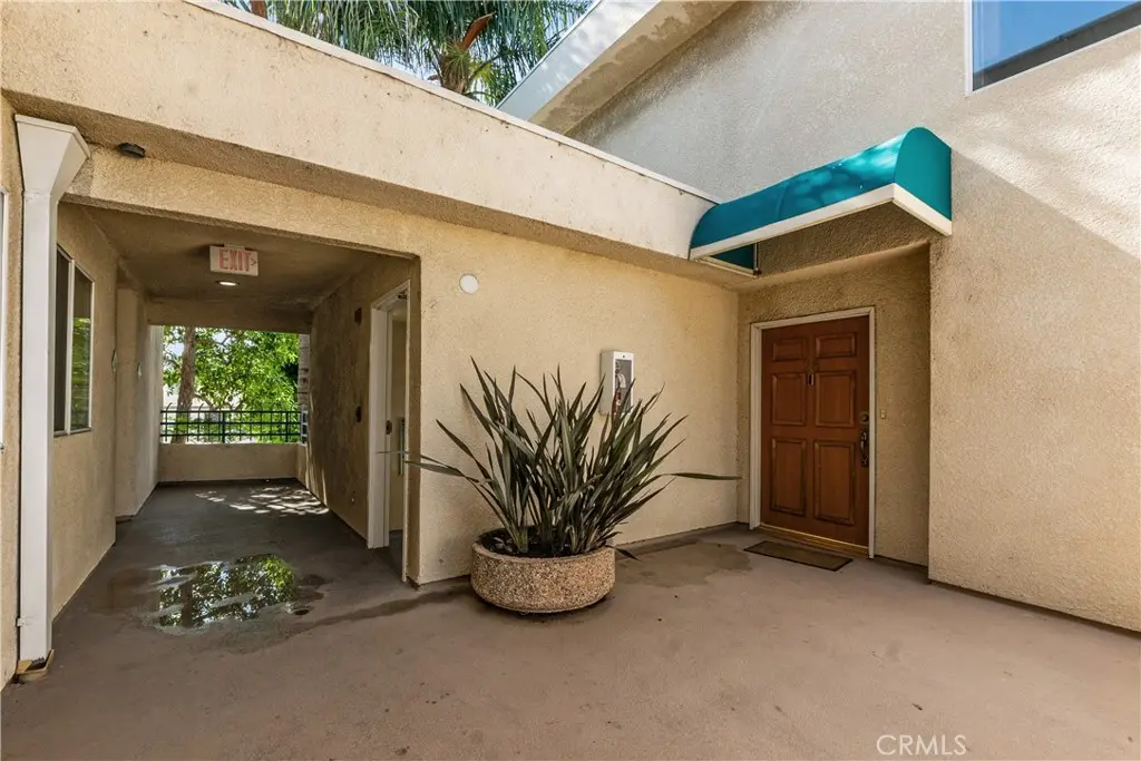 2222 S Mesa 28, San Pedro, CA — listing photo 1