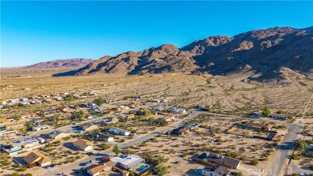 7022 49 Palms Avenue, 29 Palms, CA — listing photo 1