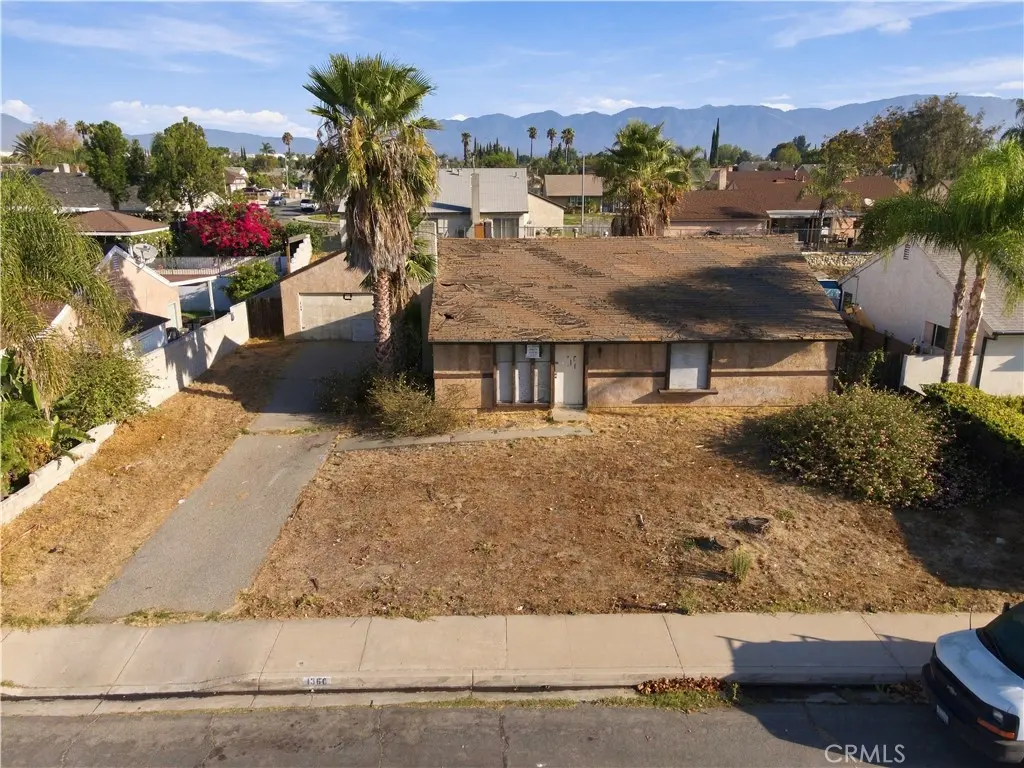 1360 W Van Koevering Street, Rialto, CA — listing photo 1