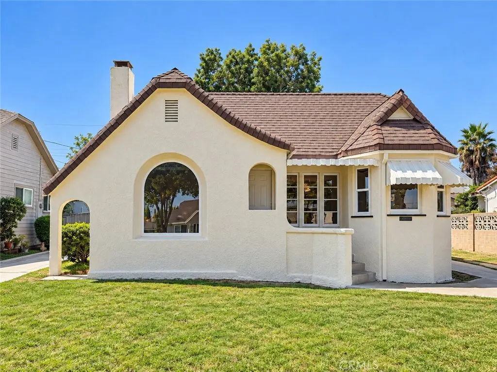 Single Family Residence for sale at 1833 S Chapel, Alhambra, CA featuring 3 beds and 2 baths