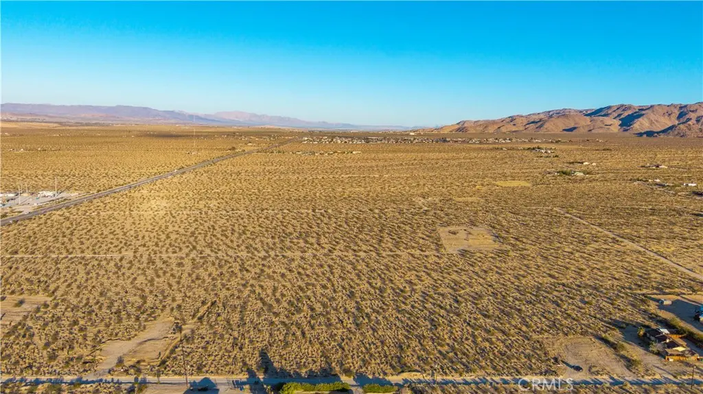 6667 Peterson Road, 29 Palms, CA — listing photo 1
