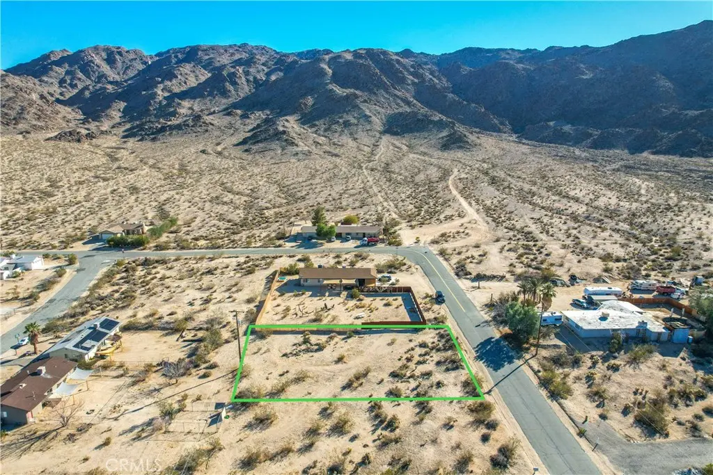 7055 Mission Avenue, 29 Palms, CA — listing photo 1