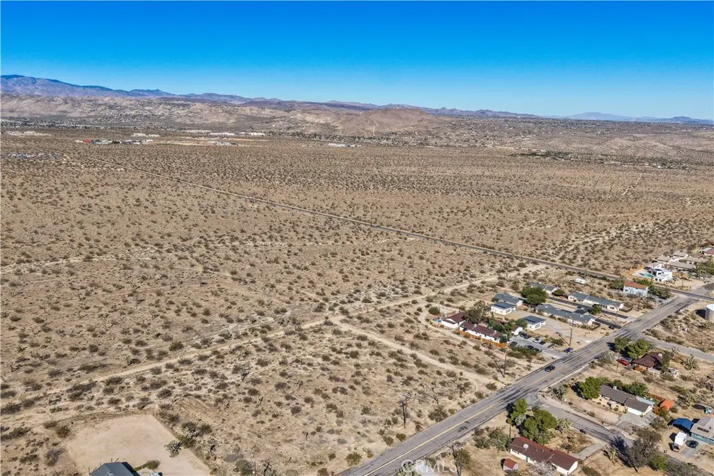 7442 Olympic Road, Joshua Tree, CA — listing photo 1