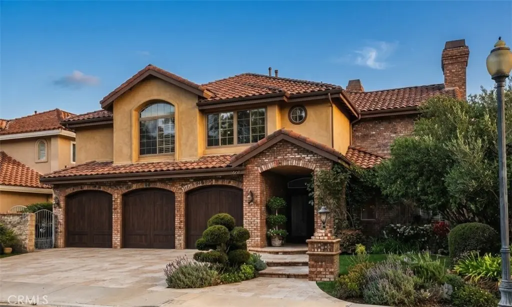 22271 Birchleaf, Mission Viejo, CA — listing photo 1