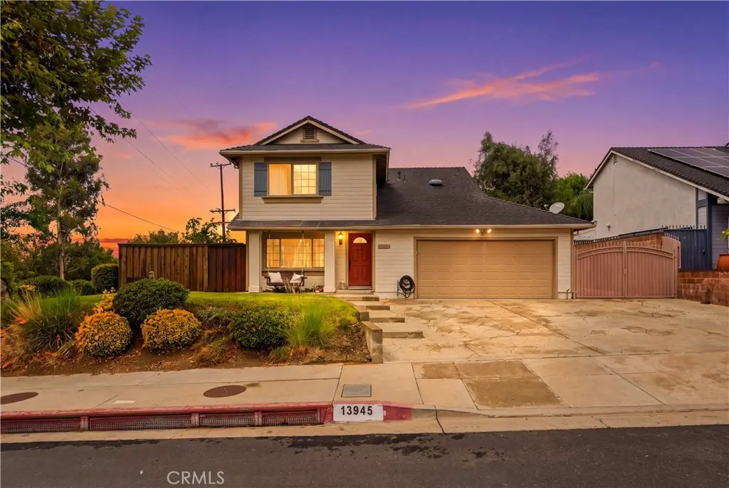 13945 Simshaw Avenue, Sylmar, CA — listing photo 1