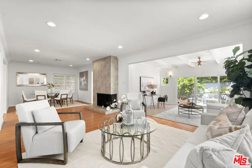 Single Family Residence for sale at 9131 Olin Street, Los Angeles, CA featuring 3 beds and 2 baths