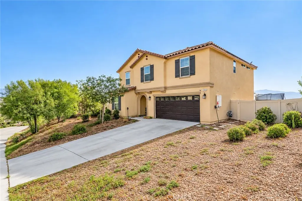 515 Qeweewish, San Jacinto, CA — listing photo 1